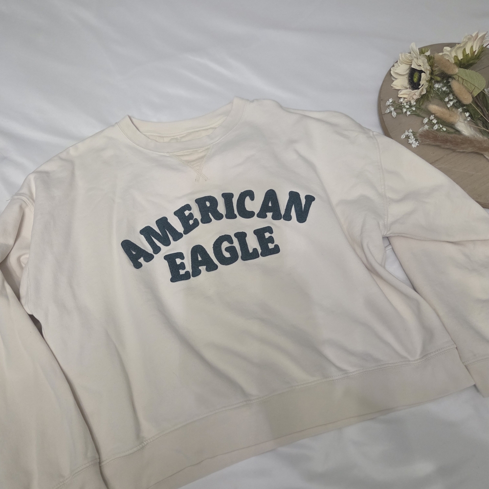 American Eagle Cream Top